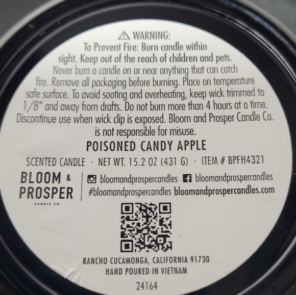Bloom & Prosper 🖤💚 Hand poured 2-wick Candle▪︎ Poisened Candy Apple💀🍏 - Picture 5 of 8